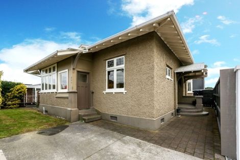 Photo of property in 246 Saint Aubyn Street, New Plymouth, 4310