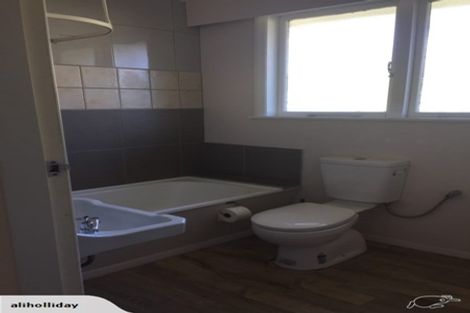 Photo of property in 46 York Street, Picton, 7220