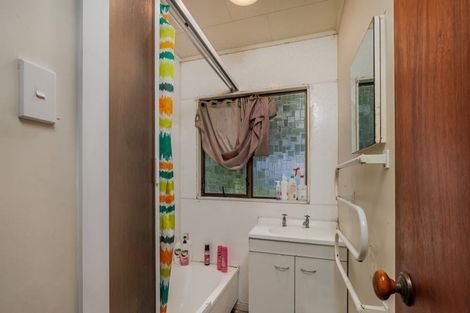 Photo of property in 56 Tahuna Road, Paihia, 0200