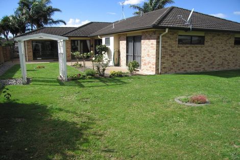 Photo of property in 632 Grenada Street, Papamoa Beach, Papamoa, 3118