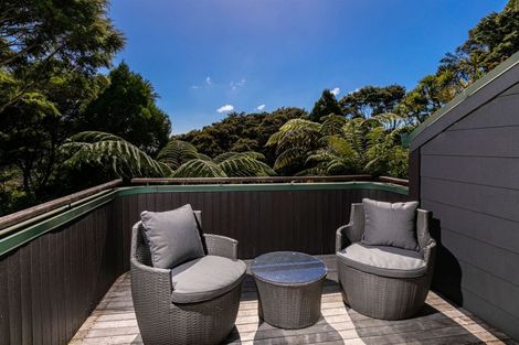 Photo of property in 112 Mountain Road, Henderson Valley, Auckland, 0612