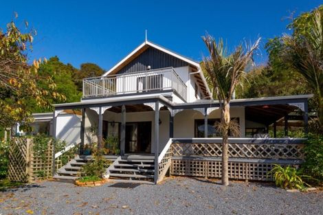 Photo of property in 5 Kirkpatrick Street, Kohukohu, 0491