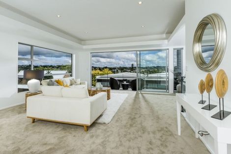 Photo of property in 5/49 Browns Road, Browns Bay, Auckland, 0630