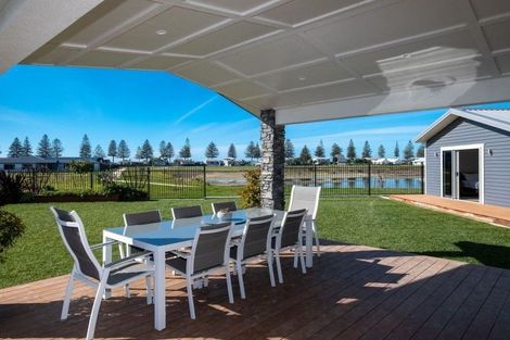 Photo of property in 11 Kaituna Place, Te Awa, Napier, 4110