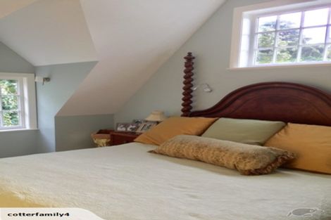 Photo of property in 10 Glen Road, Kelburn, Wellington, 6012