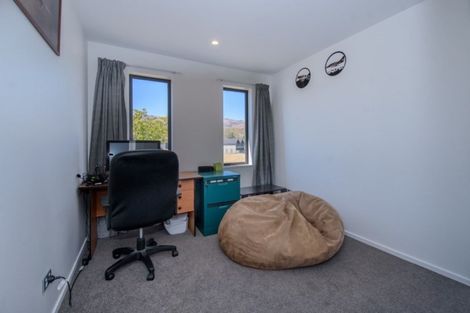 Photo of property in 8 Perriam Place, Mount Pisa, Cromwell, 9383