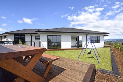 Photo of property in 50 Katania Heights, Brightwater, 7022