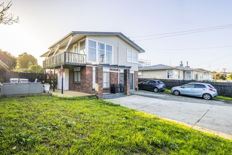 Photo of property in 69 Greenmeadows Avenue, Manurewa East, Auckland, 2102