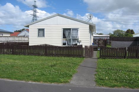 Photo of property in 2a Clarice Place, Takanini, 2112