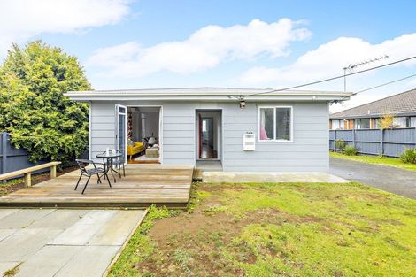 Photo of property in 18 Kayes Road, Pukekohe, 2120