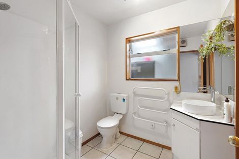 Photo of property in 33 Coniston Avenue, Ilam, Christchurch, 8041