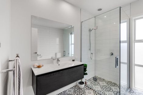 Photo of property in 17 Azimuth Road, Tairua, 3508