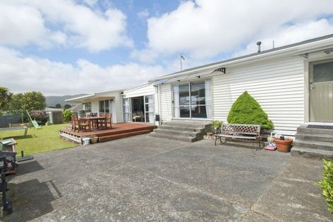 Photo of property in 114 Wainuiomata Road, Wainuiomata, Lower Hutt, 5014