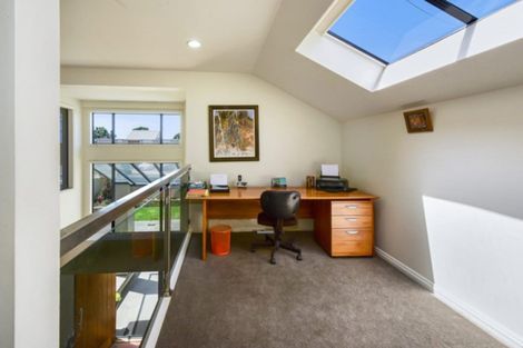 Photo of property in 10a Oceanbeach Road, Mount Maunganui, 3116