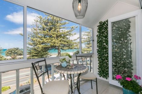 Photo of property in 247 Marine Parade, Napier South, Napier, 4110