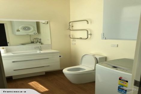 Photo of property in Pirie Street Townhouses, 11/35 Pirie Street, Mount Victoria, Wellington, 6011