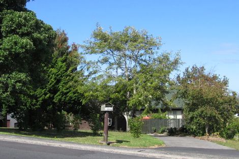 Photo of property in 61 Woodlands Crescent, Browns Bay, Auckland, 0630