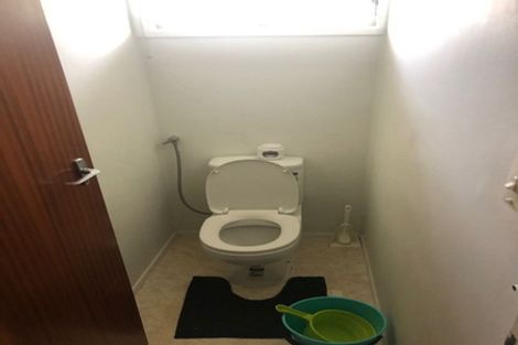 Photo of property in 1/35 Rangitoto Terrace, Milford, Auckland, 0620