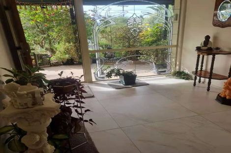 Photo of property in 96 Matipo Road, Mairangi Bay, Auckland, 0630