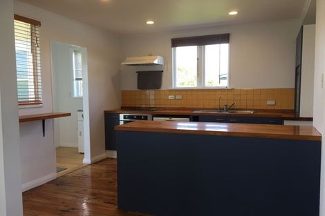 Photo of property in 13 Allen Road, Raumati Beach, Paraparaumu, 5032