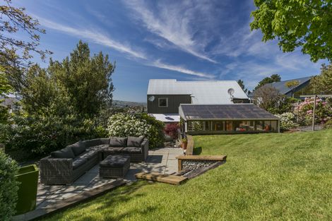 Photo of property in 24 Larkins Street, Helensburgh, Dunedin, 9010