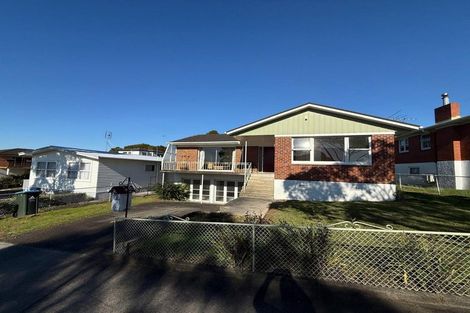 Photo of property in 11 Terry Street, Blockhouse Bay, Auckland, 0600