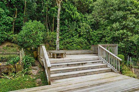 Photo of property in 88 Airlie Road, Plimmerton, Porirua, 5026