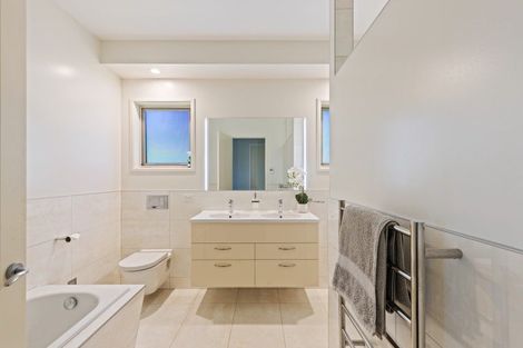 Photo of property in 111 Hurworth Road, Hurworth, New Plymouth, 4371