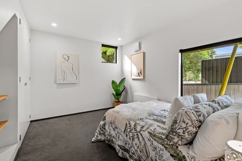 Photo of property in 49 Mount Pleasant Road, Aro Valley, Wellington, 6012