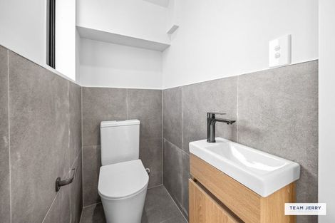 Photo of property in 40d Trentham Road, Papakura, 2110