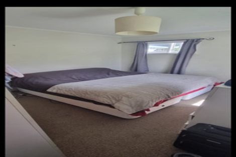 Photo of property in 3 Shackleton Grove, Stokes Valley, Lower Hutt, 5019