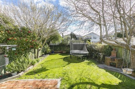 Photo of property in 50 Bridge Street, Rongotai, Wellington, 6022