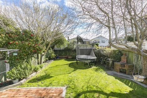 Photo of property in 50 Bridge Street, Rongotai, Wellington, 6022