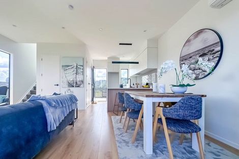 Photo of property in 18 Balthazar Road, Kumeu, 0810