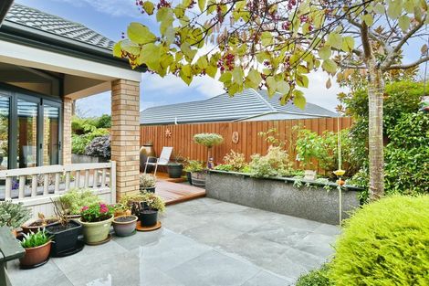 Photo of property in 12 Belgrove Place, Parklands, Christchurch, 8083