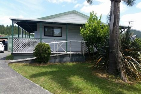 Photo of property in 28 Tamure Place, Ruakaka, 0116