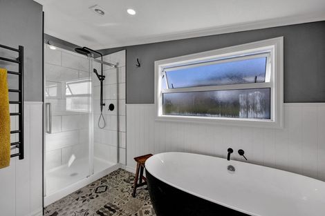 Photo of property in 1288 Normanby Road, Manaia, Hawera, 4678