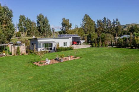 Photo of property in 15 Pukeora Scenic Road, Waipukurau, 4281