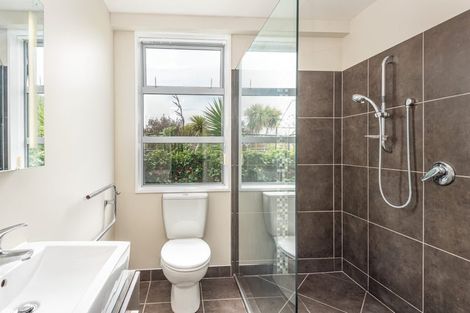 Photo of property in 2 Redcliffs View Lane, Redcliffs, Christchurch, 8081