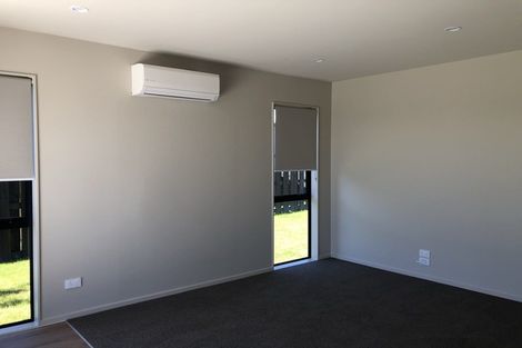 Photo of property in 4 Rahui Street, Strathmore Park, Wellington, 6022