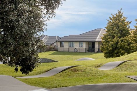 Photo of property in 30 Richardson Road, Omokoroa, 3114