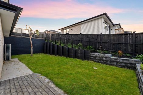 Photo of property in 3 Kate Duncan Drive, Swanson, Auckland, 0614