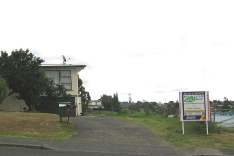 Photo of property in Birkdale Intermediate, 180 Birkdale Road, Birkdale, Auckland, 0626