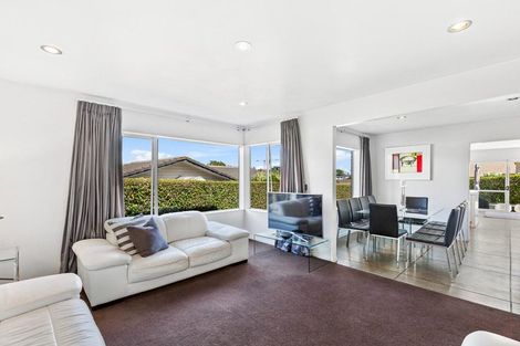 Photo of property in 21 Hendrika Court, Hobsonville, Auckland, 0618