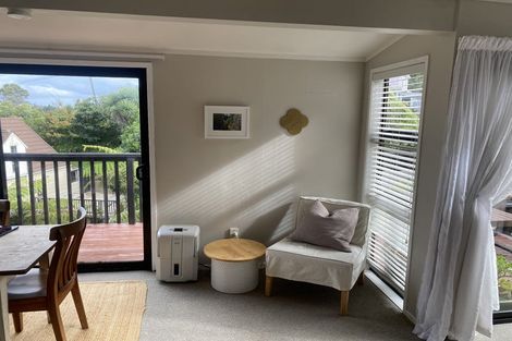 Photo of property in 1/20 Colonial Road, Birkenhead, Auckland, 0626