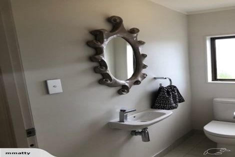 Photo of property in 6a Ursula Place, Half Moon Bay, Auckland, 2012