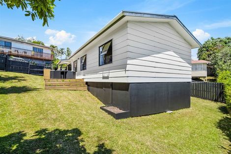 Photo of property in 25a Wallace Road, Ranui, Auckland, 0612