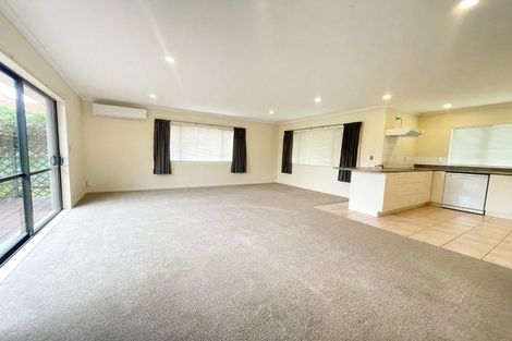 Photo of property in 1/45a Northboro Road, Belmont, Auckland, 0622
