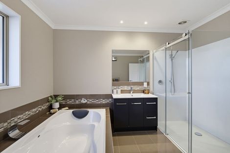 Photo of property in 2 Fairhurst Place, Rolleston, 7614