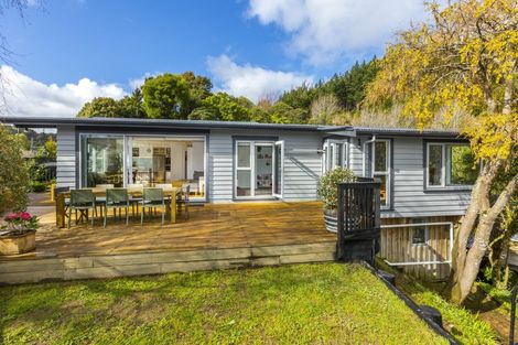 Photo of property in 2 Hobbit Lane, Pinehaven, Upper Hutt, 5371